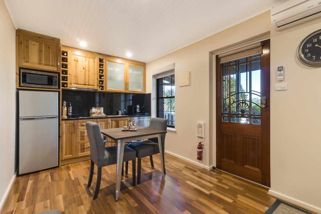 Stonewell Cottages And Vineyards 타눈다 외부 사진