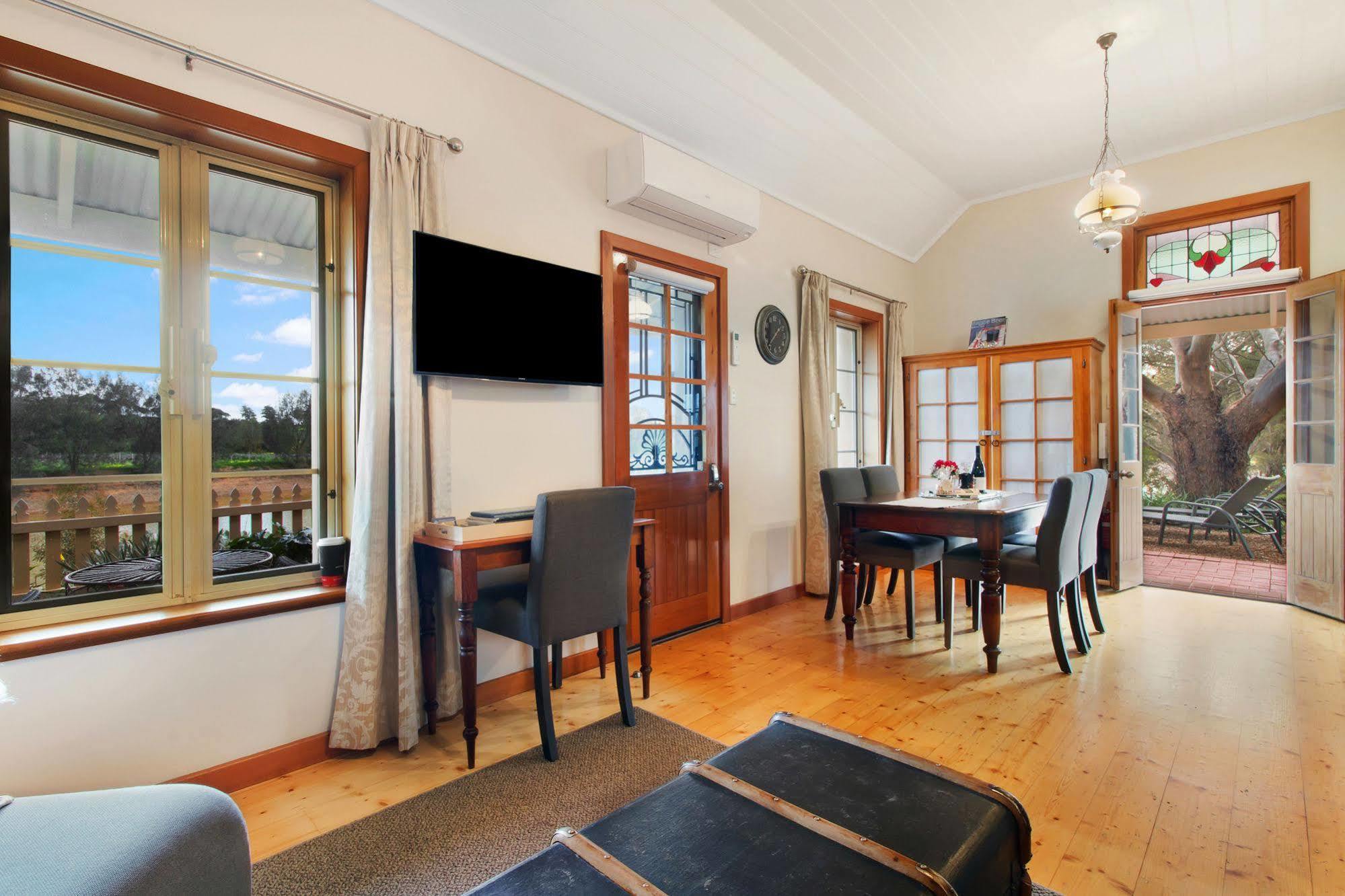 Stonewell Cottages And Vineyards 타눈다 외부 사진